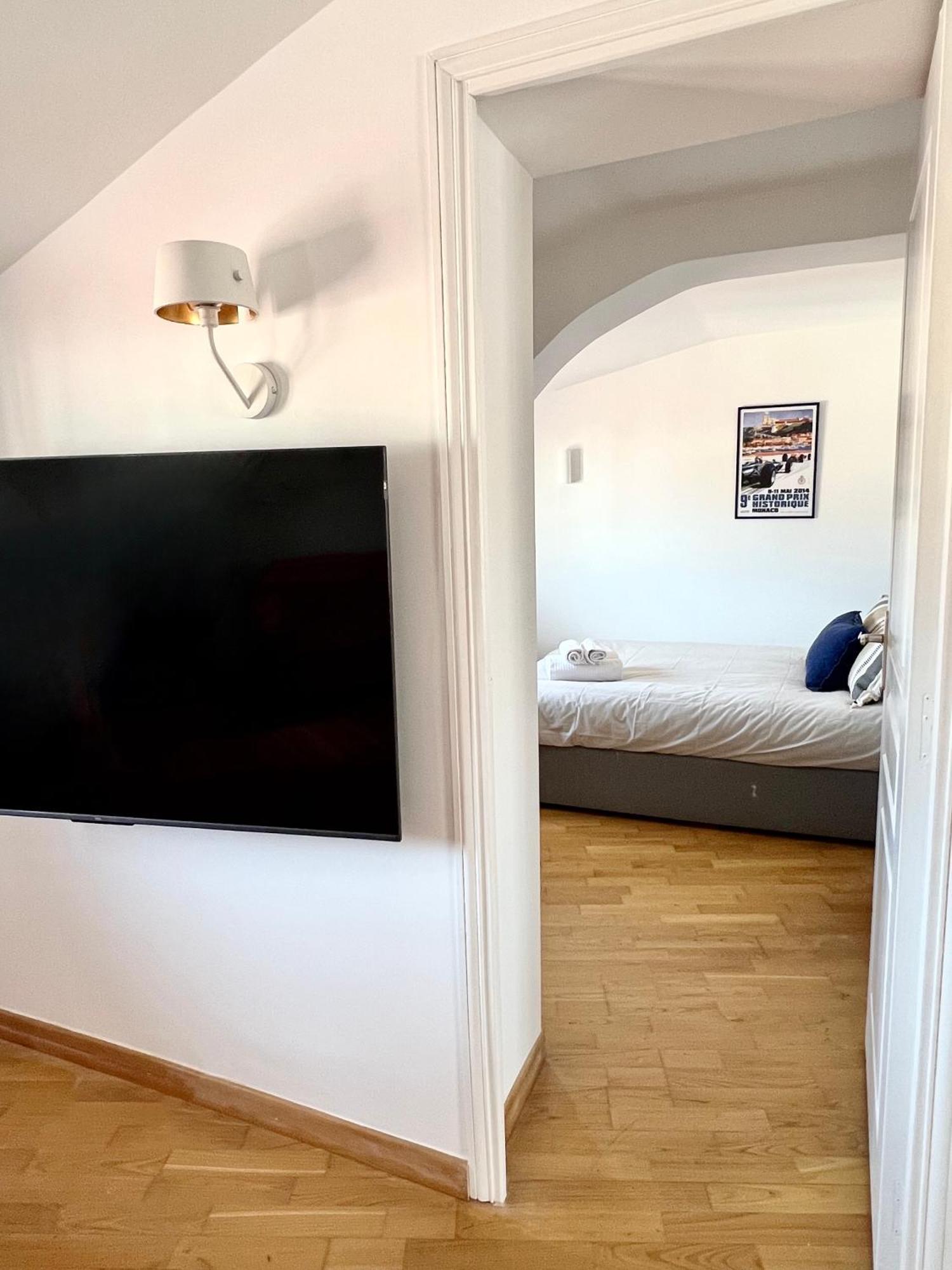 Charming Peaceful Haven In The Golden Square, Air-conditioned Appartamento